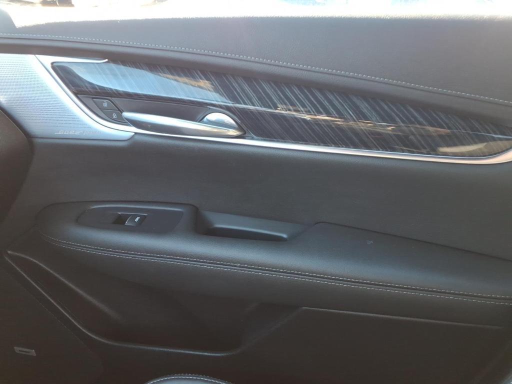 used 2023 Cadillac XT6 car, priced at $35,877