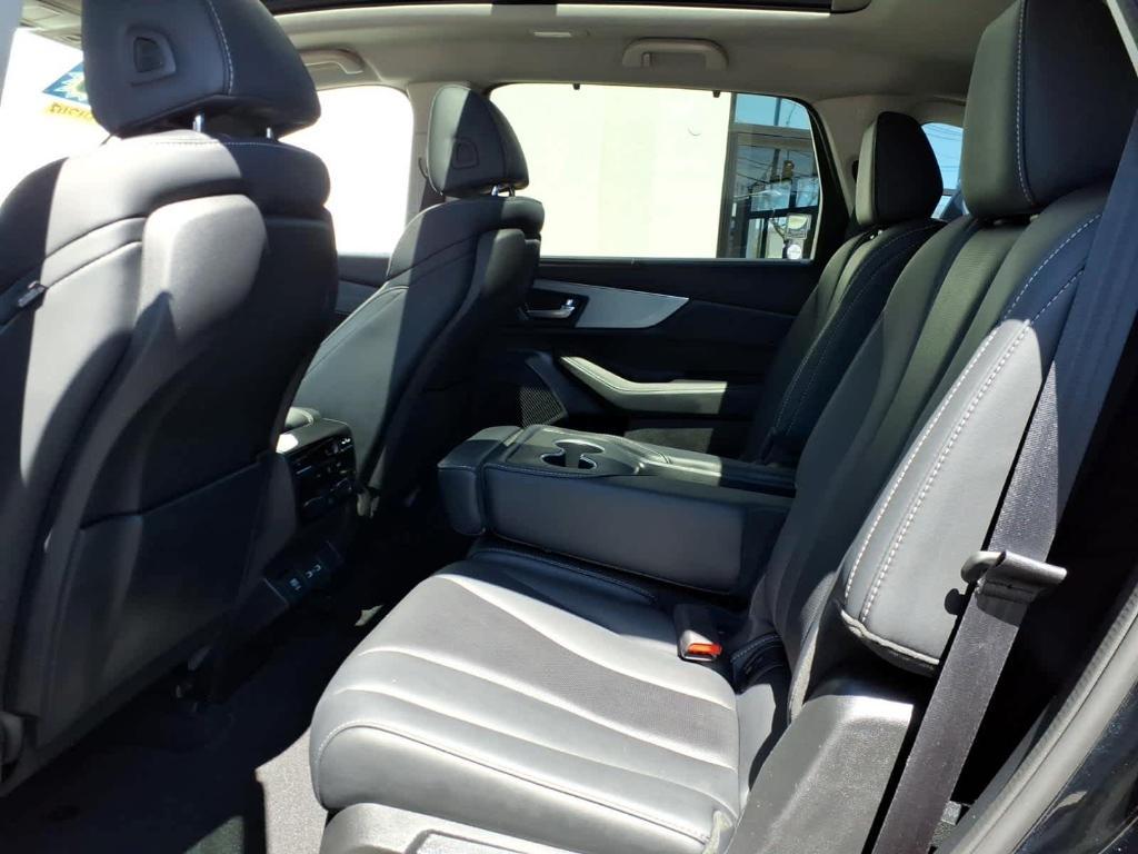 used 2023 Acura MDX car, priced at $43,622
