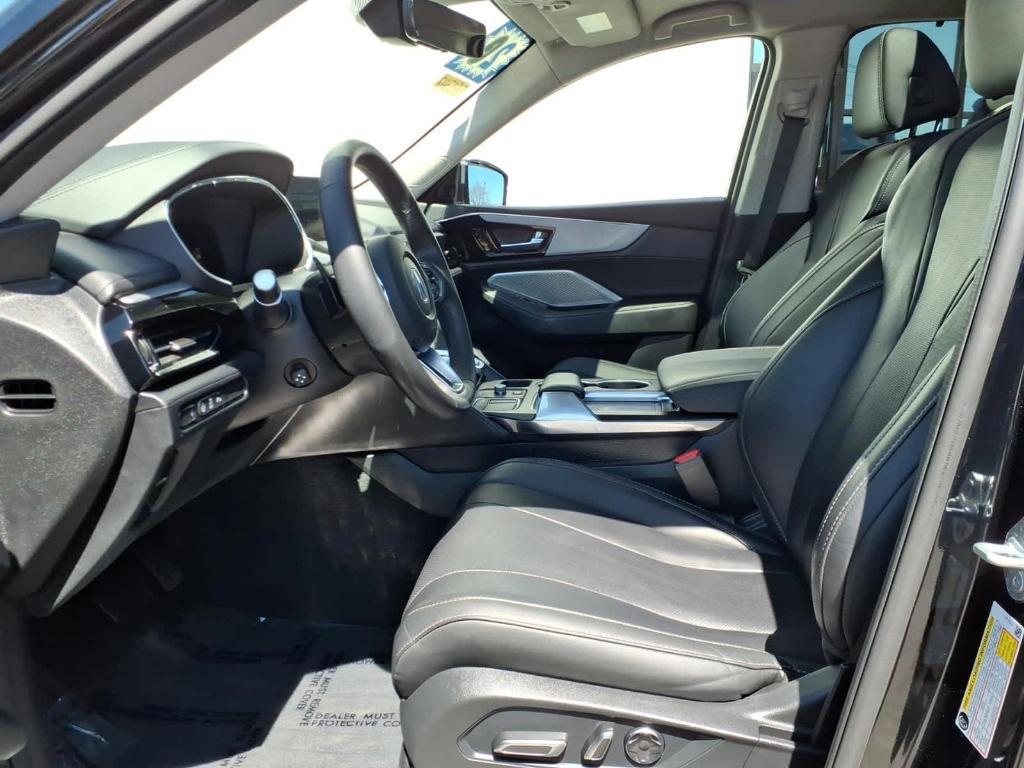 used 2023 Acura MDX car, priced at $43,622
