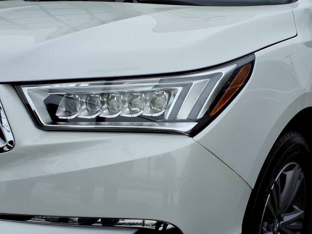 used 2020 Acura MDX car, priced at $26,898