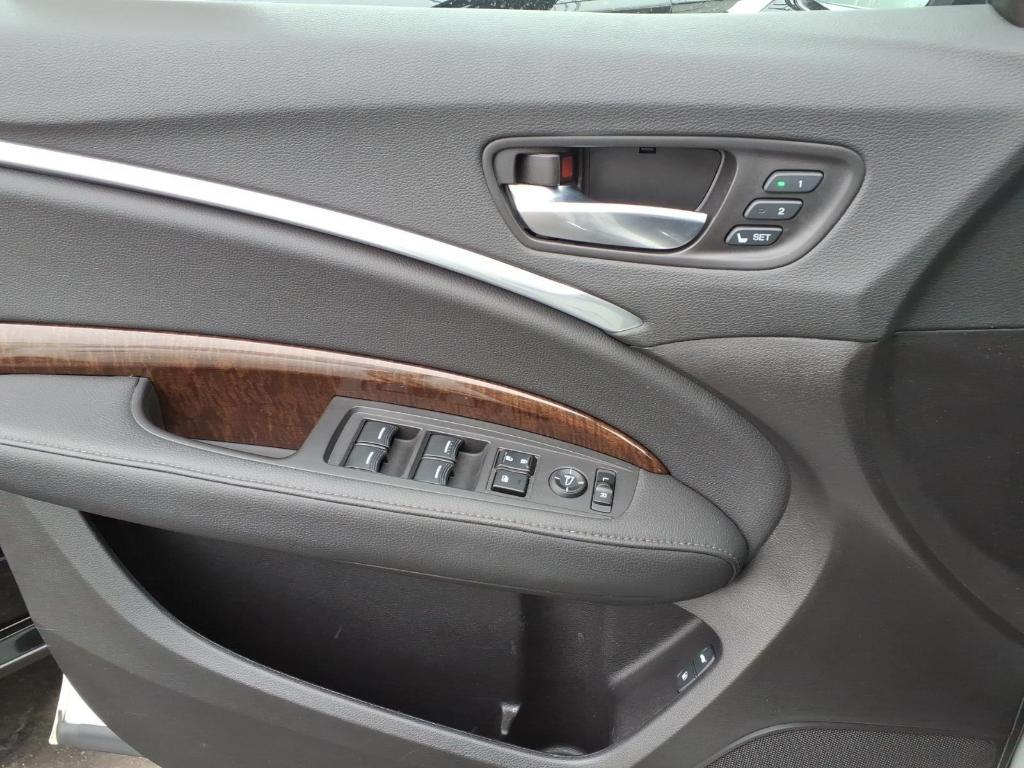 used 2020 Acura MDX car, priced at $26,898