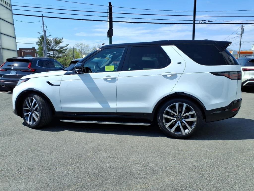 used 2024 Land Rover Discovery car, priced at $43,748