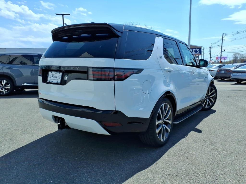 used 2024 Land Rover Discovery car, priced at $43,748