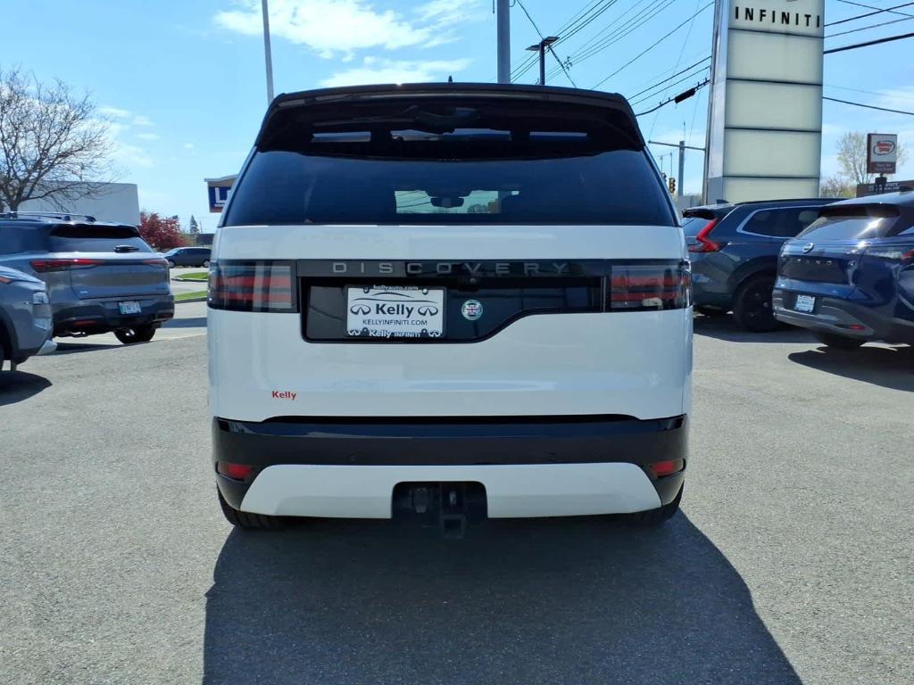used 2024 Land Rover Discovery car, priced at $43,748