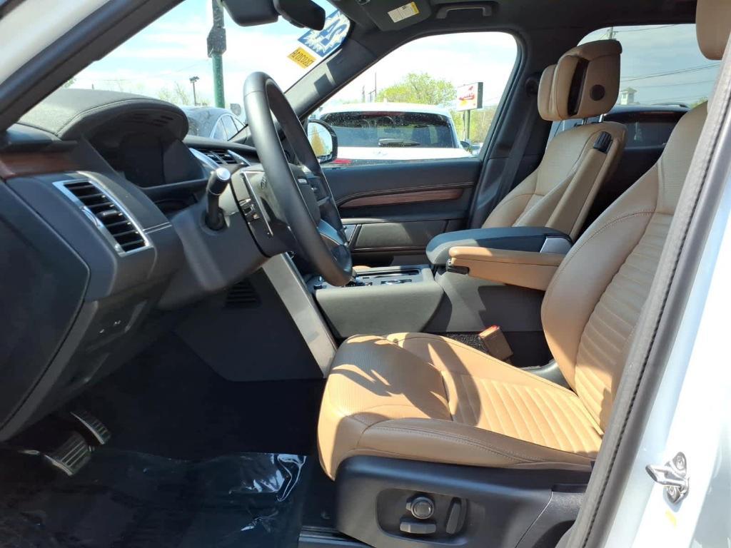 used 2024 Land Rover Discovery car, priced at $43,748