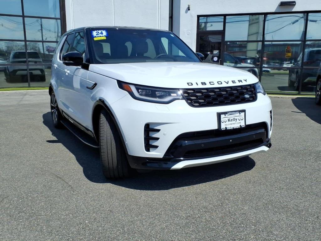 used 2024 Land Rover Discovery car, priced at $43,748
