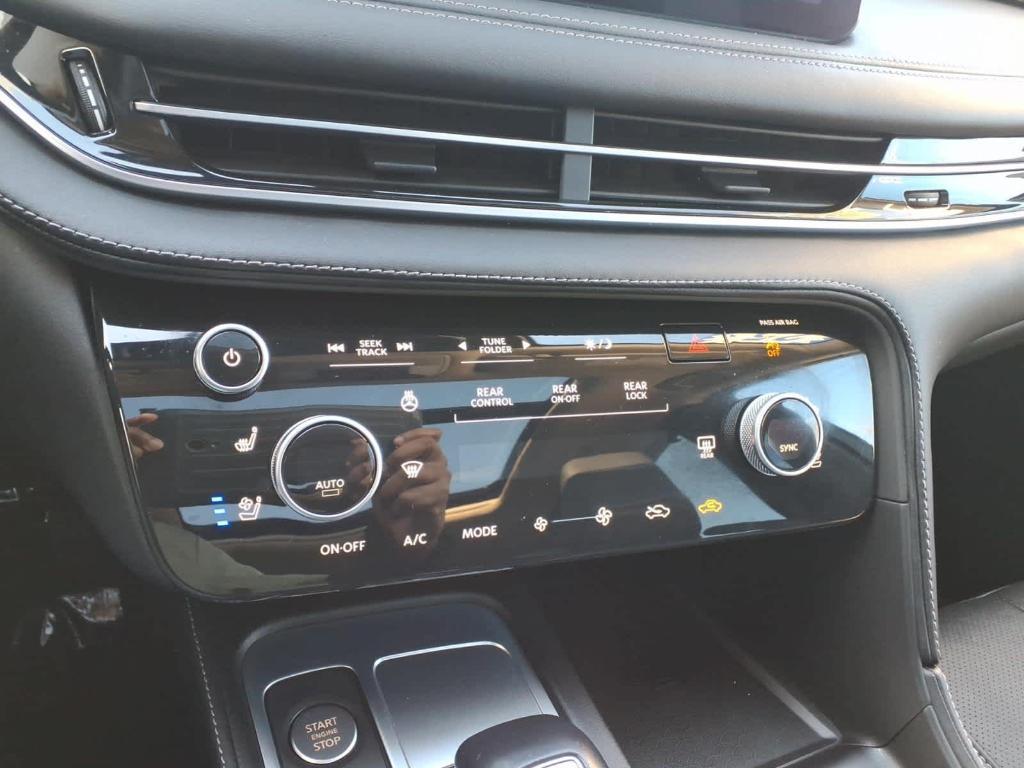 used 2025 INFINITI QX60 car, priced at $43,587