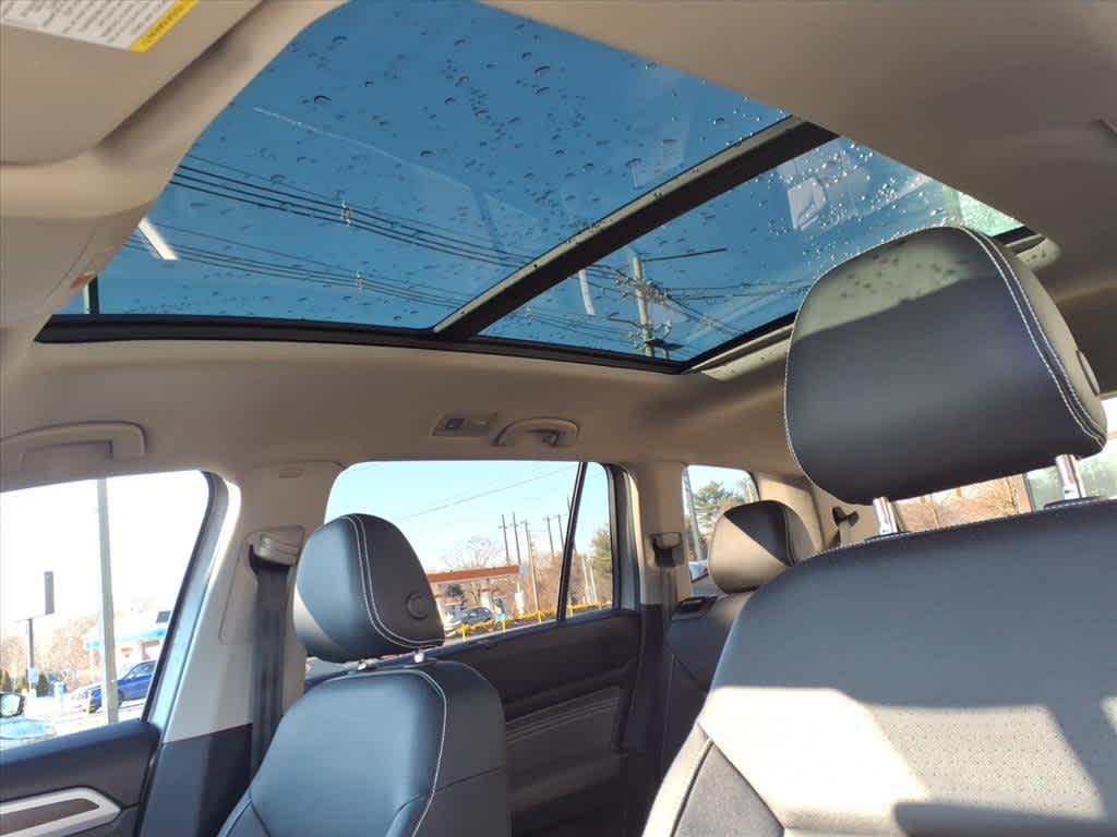 used 2021 Volkswagen Atlas car, priced at $21,950