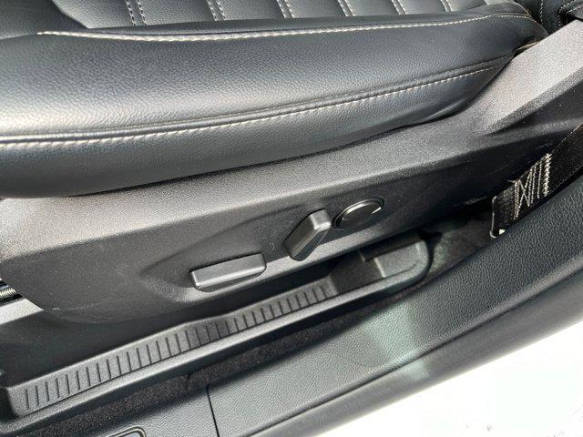 used 2024 Ford Edge car, priced at $21,428