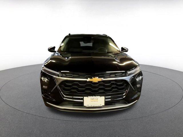 used 2025 Chevrolet Trax car, priced at $19,908