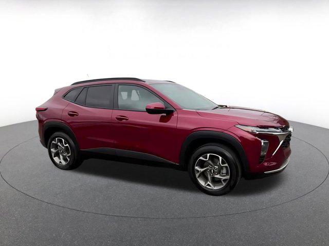 used 2025 Chevrolet Trax car, priced at $20,048