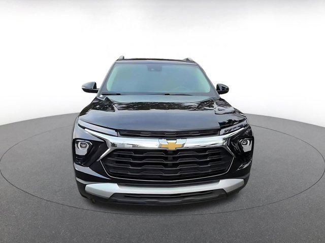 used 2025 Chevrolet TrailBlazer car, priced at $23,067
