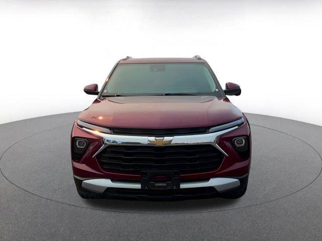 used 2024 Chevrolet TrailBlazer car, priced at $18,220