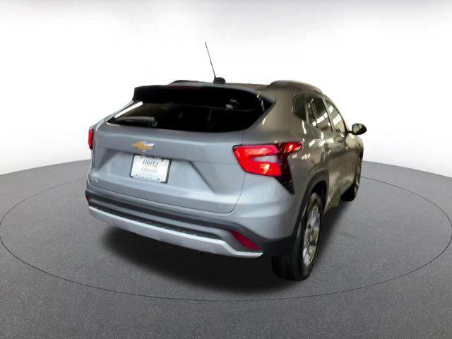 used 2025 Chevrolet Trax car, priced at $19,892