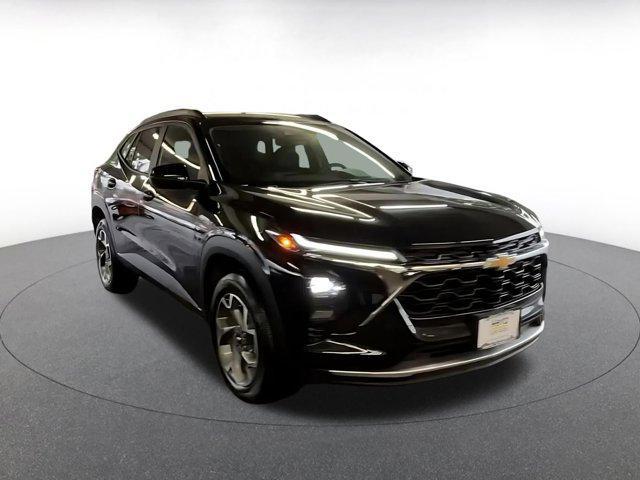 used 2025 Chevrolet Trax car, priced at $19,856