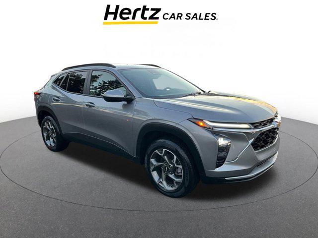 used 2025 Chevrolet Trax car, priced at $19,650