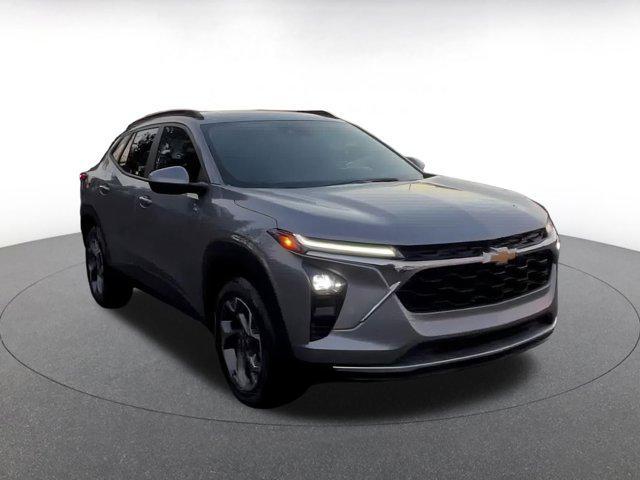 used 2025 Chevrolet Trax car, priced at $19,650