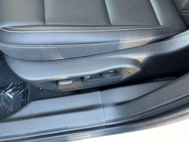 used 2024 Buick Envision car, priced at $24,891