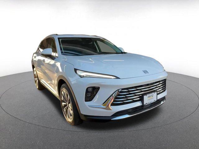 used 2024 Buick Envision car, priced at $24,891