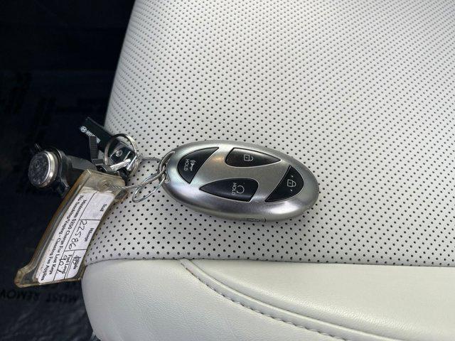 used 2025 Hyundai Santa Fe car, priced at $29,398