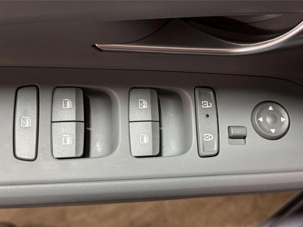 used 2025 Hyundai Elantra car, priced at $22,399