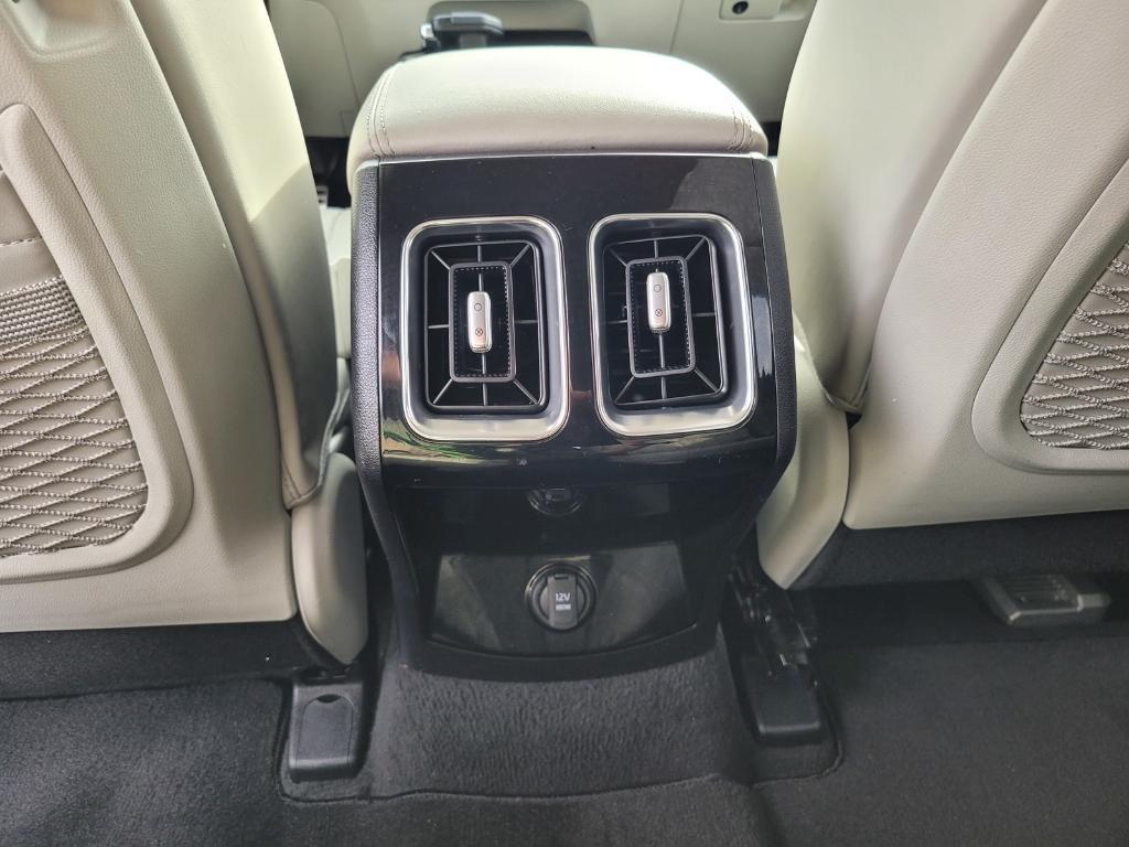 used 2024 Kia Sorento car, priced at $30,210