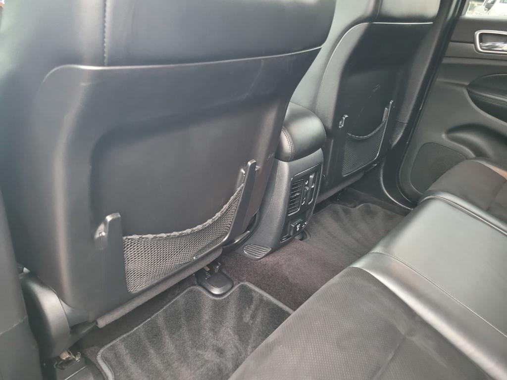 used 2015 Jeep Grand Cherokee car, priced at $13,607