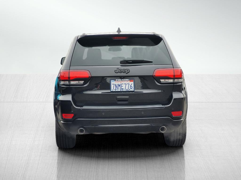 used 2015 Jeep Grand Cherokee car, priced at $13,607