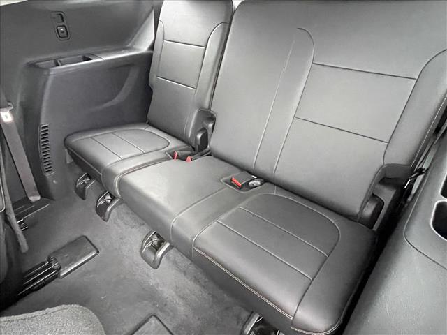 used 2021 Chevrolet Traverse car, priced at $25,988