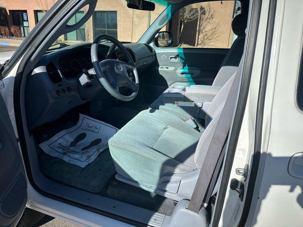 used 2002 Toyota Tundra car, priced at $12,995