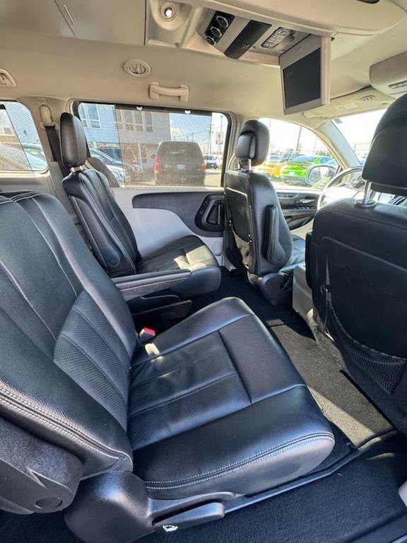 used 2015 Chrysler Town & Country car, priced at $8,995