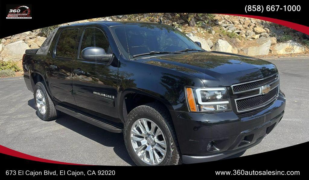 used 2009 Chevrolet Avalanche car, priced at $11,995