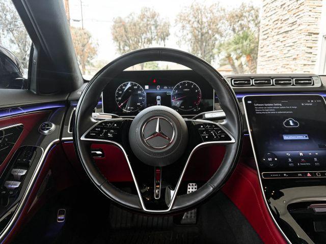Mercedes-Benz S-Class view 18