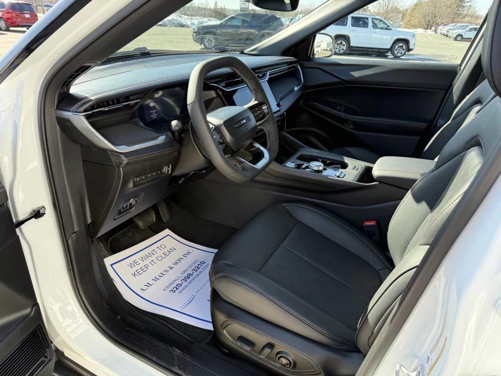 new 2026 Jeep Cherokee car, priced at $42,921