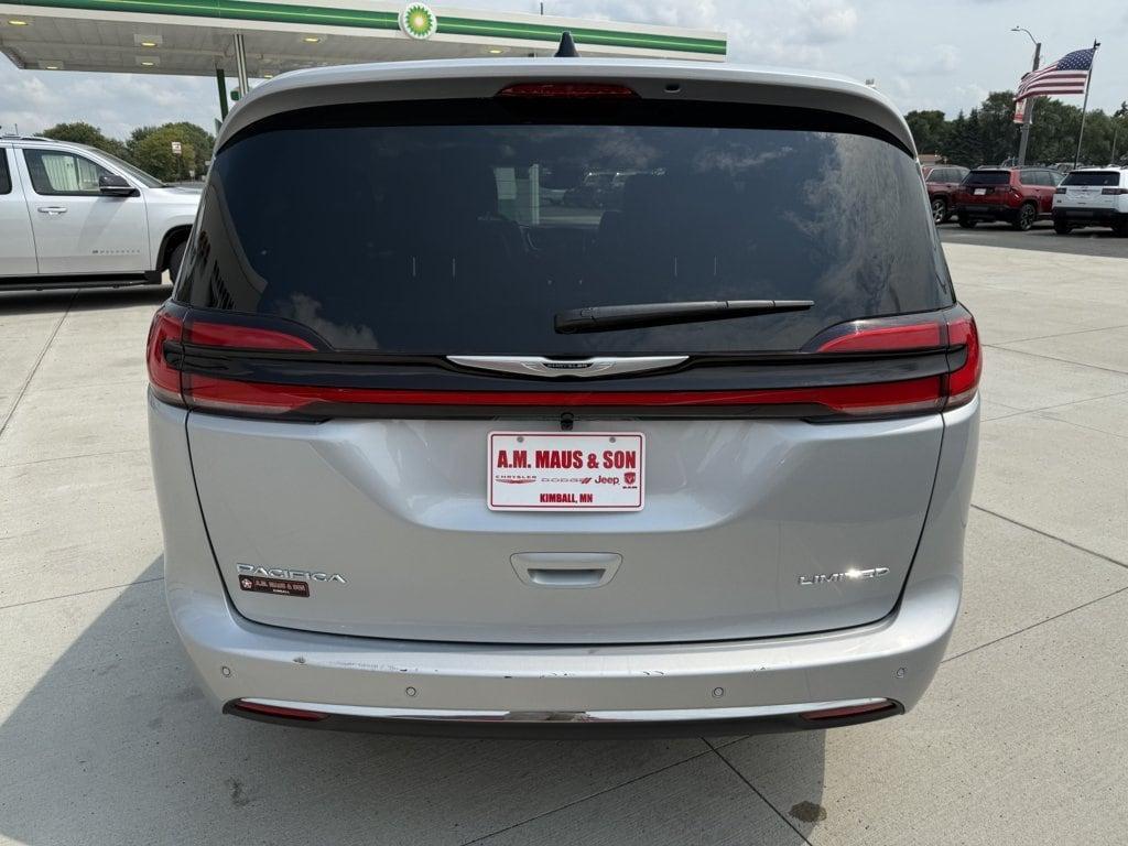 used 2026 Chrysler Pacifica car, priced at $38,989