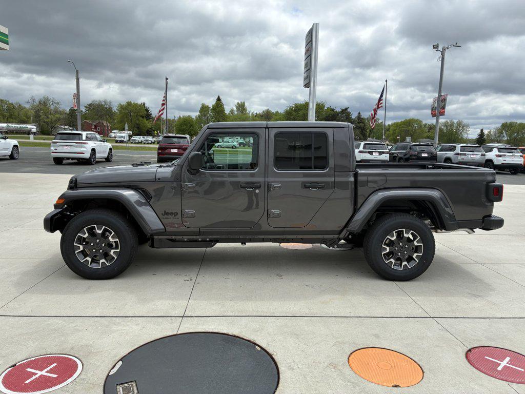 new 2026 Jeep Gladiator car, priced at $47,237