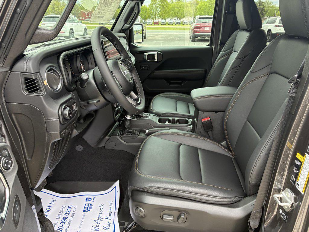 new 2026 Jeep Gladiator car, priced at $47,237