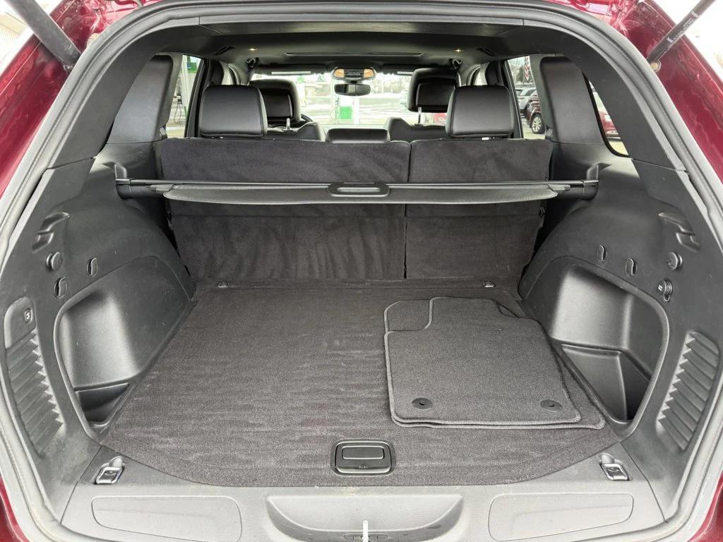 used 2021 Jeep Grand Cherokee car