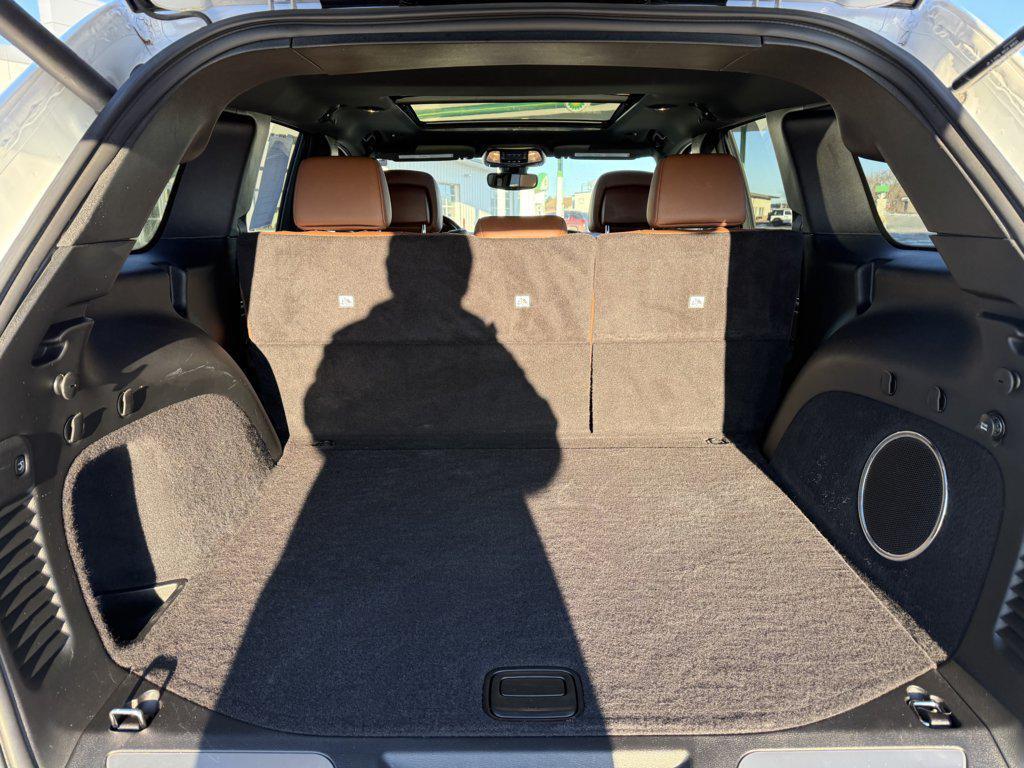 used 2021 Jeep Grand Cherokee car, priced at $26,990