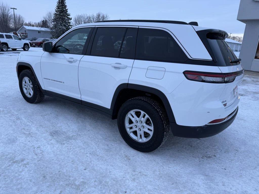 used 2024 Jeep Grand Cherokee car, priced at $32,990