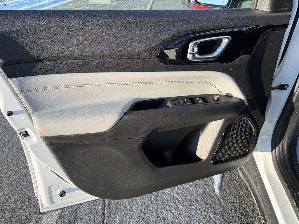 new 2026 Jeep Compass car, priced at $33,932