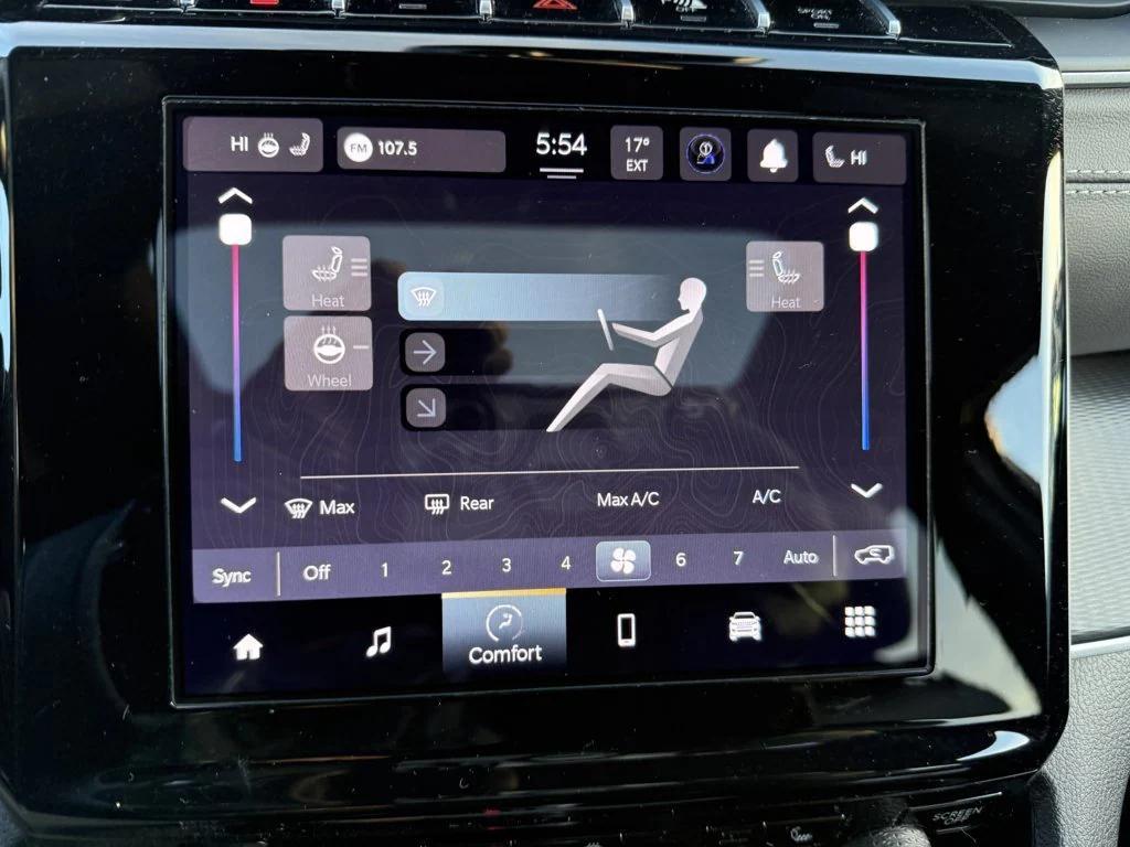 used 2024 Jeep Grand Cherokee car, priced at $35,990