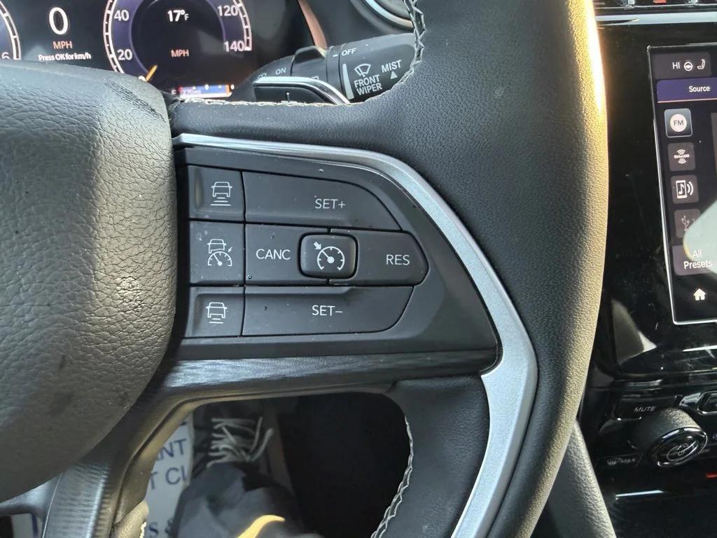 used 2024 Jeep Grand Cherokee car, priced at $35,990