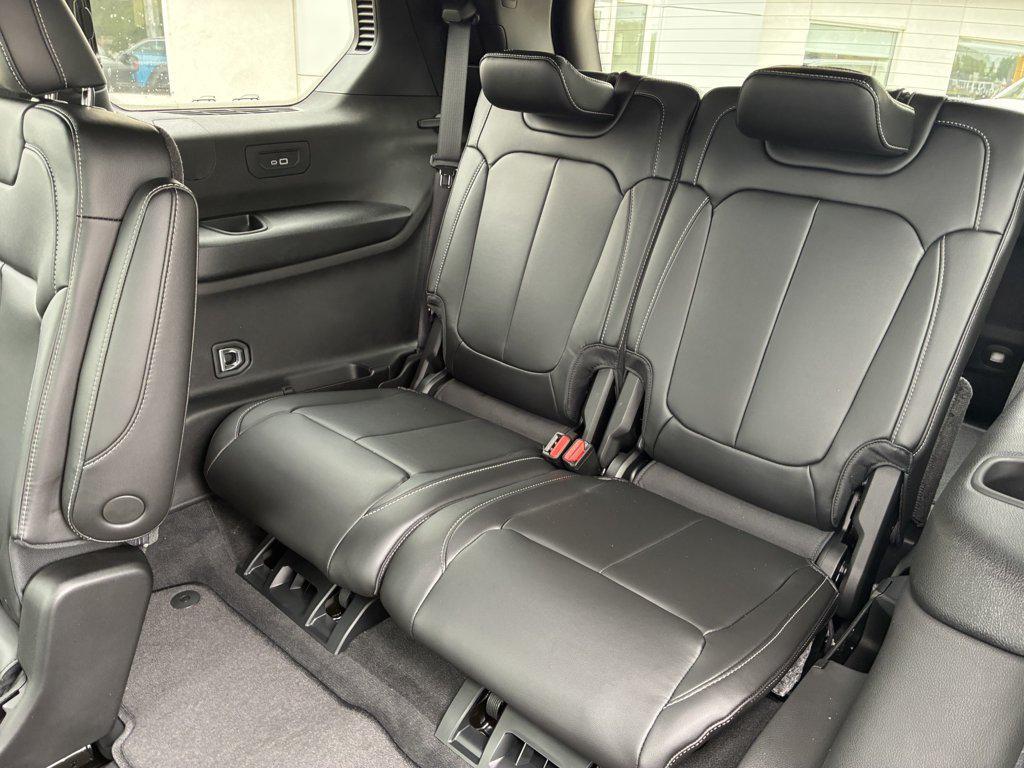 new 2026 Jeep Grand Cherokee L car, priced at $45,157