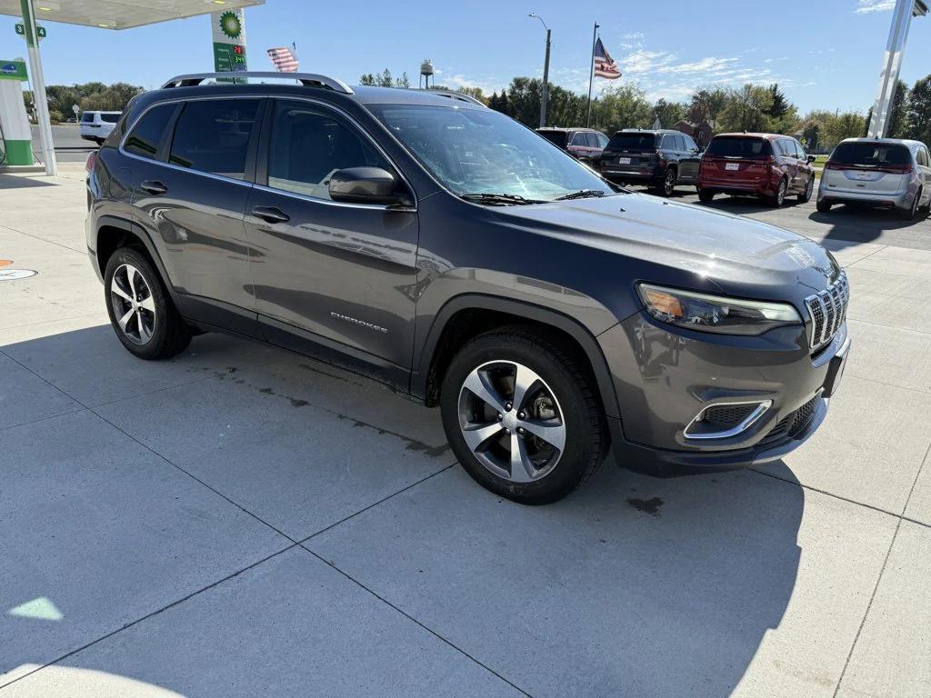 used 2019 Jeep Cherokee car, priced at $17,990