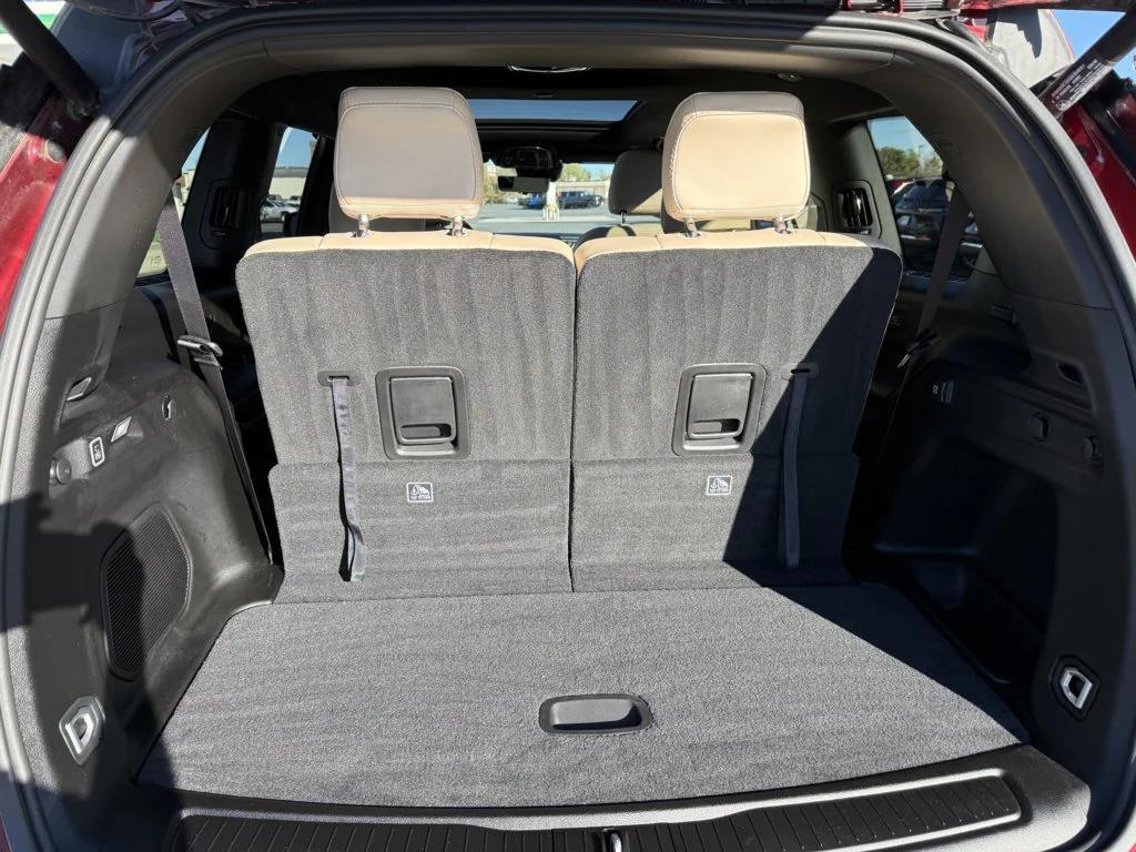 used 2025 Jeep Grand Cherokee L car, priced at $42,990