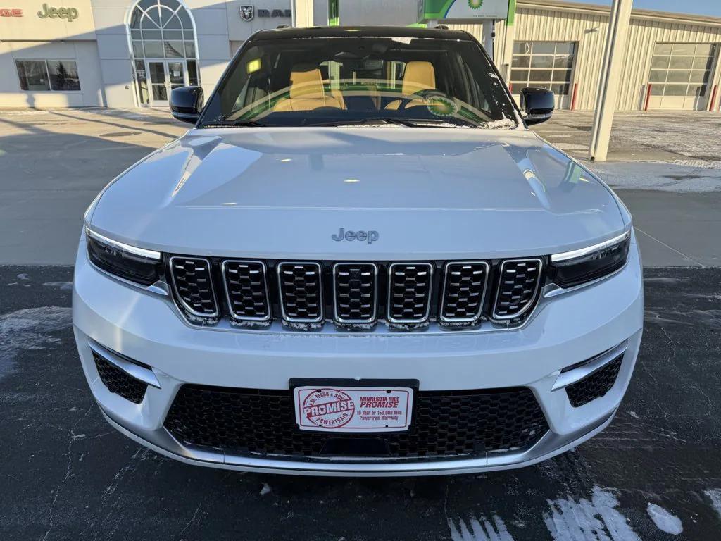 new 2025 Jeep Grand Cherokee car, priced at $55,964