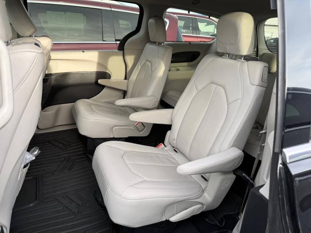 used 2020 Chrysler Pacifica car, priced at $18,990