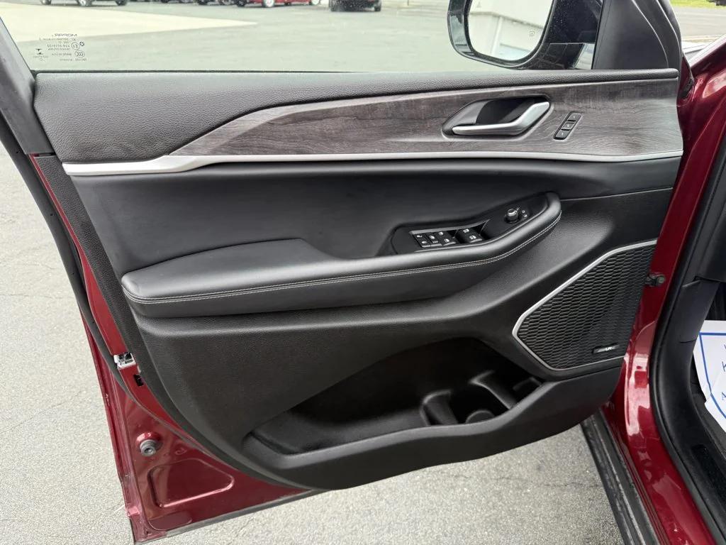 used 2022 Jeep Grand Cherokee L car, priced at $30,990