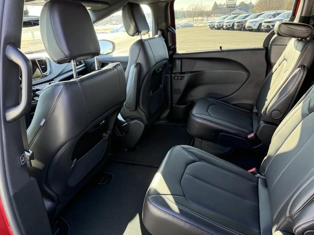 new 2026 Chrysler Pacifica car, priced at $42,637